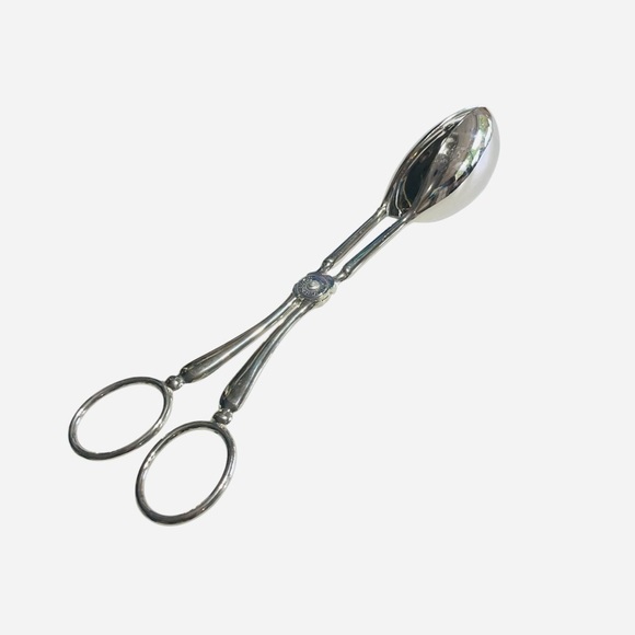 VTG Silver Plate Salad Tongs – Ornate Pastry Server – Elegant Buffet - Picture 8 of 12